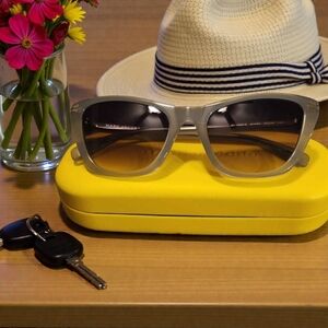 Stylish Gray Sunglasses